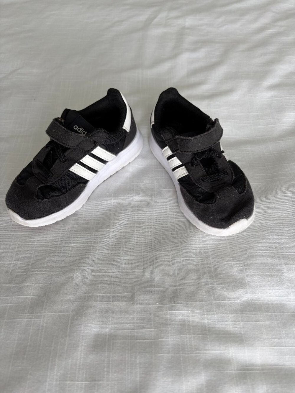 Adidas Run 2,0 Toddler Sneakers Black/White Size 10K